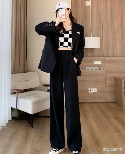 大裤脚裤子如何搭配上衣?秋季阔腿裤搭配什么衣服外套好看?