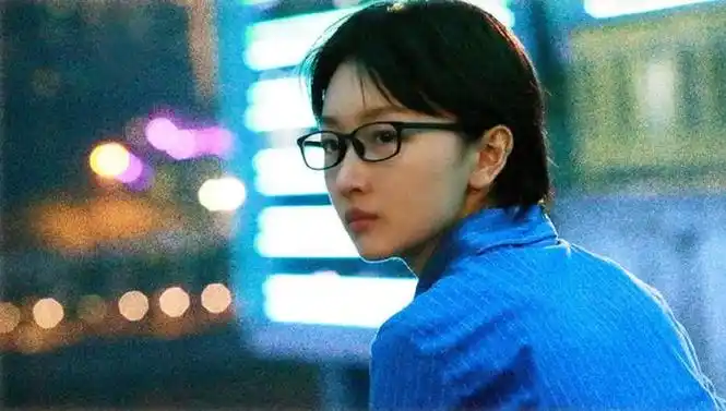 又一个谋女郎拍废了|坚如磐石|张艺谋|周冬雨_新浪新闻