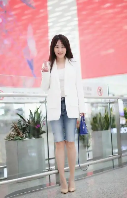 杨钰莹身高真实身高155 杨钰莹穿高跟鞋多少厘米 - 网络编辑之家