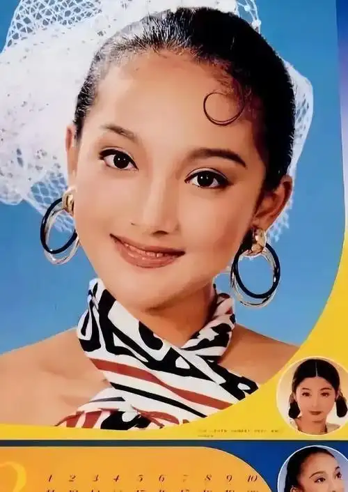 周迅又矮又没胸算不算美女看她和章子怡袁泉合照就知道