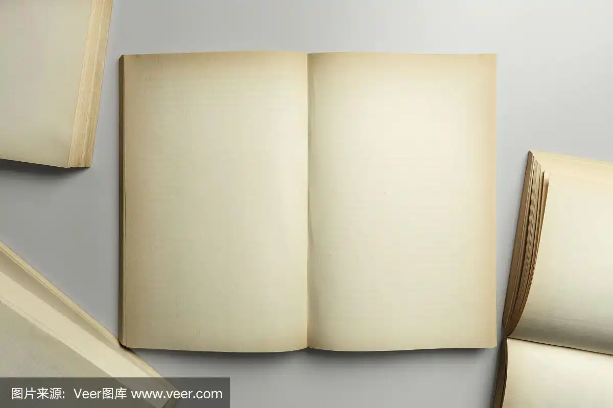 翻开旧书,空白的书页
