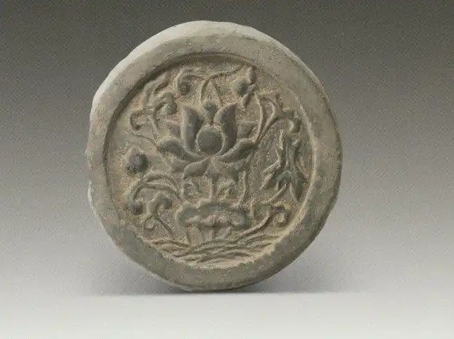 莲花瓦当