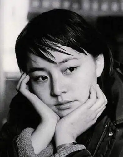 宋丹丹是让小品耽误的天使20岁时素颜照好美