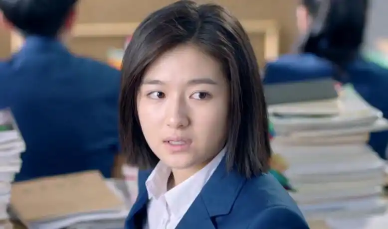 程铮学生时代的胡先煦跟李兰迪,就值得我们称赞,这两人绝对是青年演员