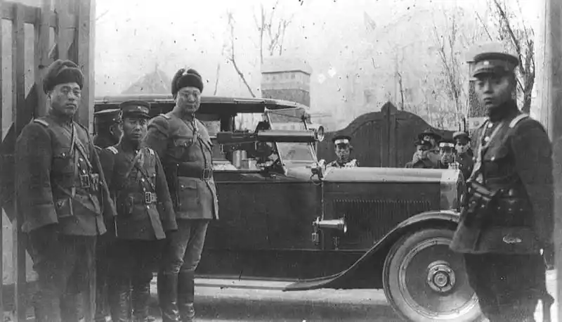 张作霖的豪车:造价35000美元,配备机枪