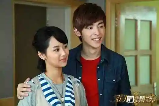 邓伦更喜欢杨紫还是热巴他三字回复被赞高情商其实他最喜欢的是她