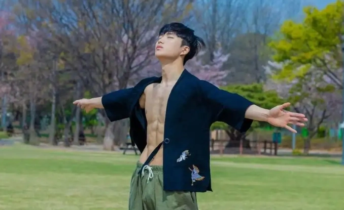 瘦子的腹肌和健身者的腹肌,哪个更受人欢迎?不同之处在哪里?