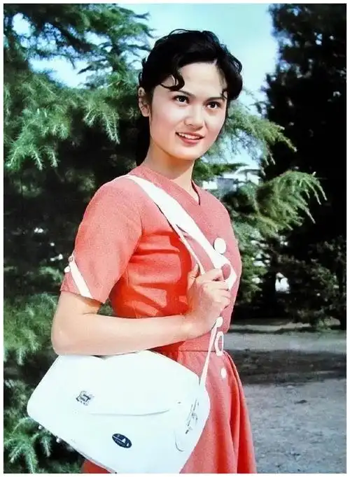 记得80年代女演员韩月乔吗?《潜影》中与迟志强搭档,近况怎样