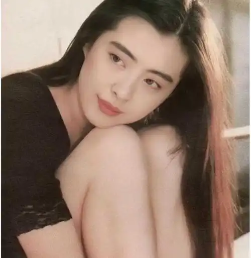 身材,气质!古典美女王祖贤