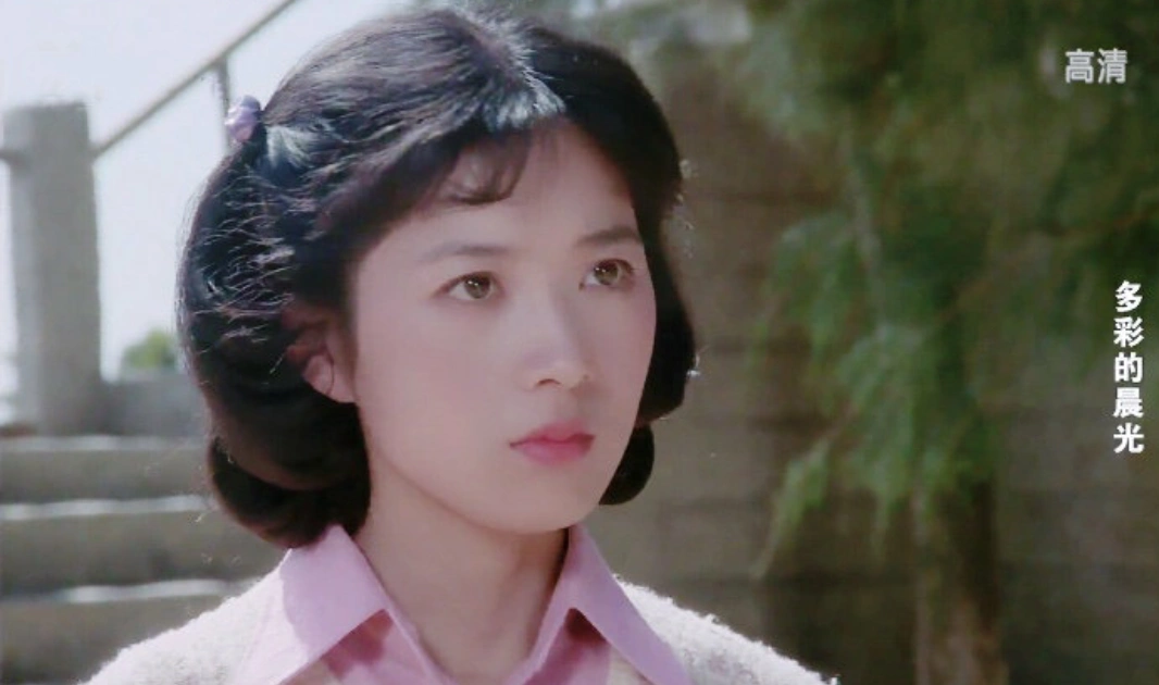 清纯如水的女演员,个个都是男生心中的白月光,龚雪真是出水芙蓉