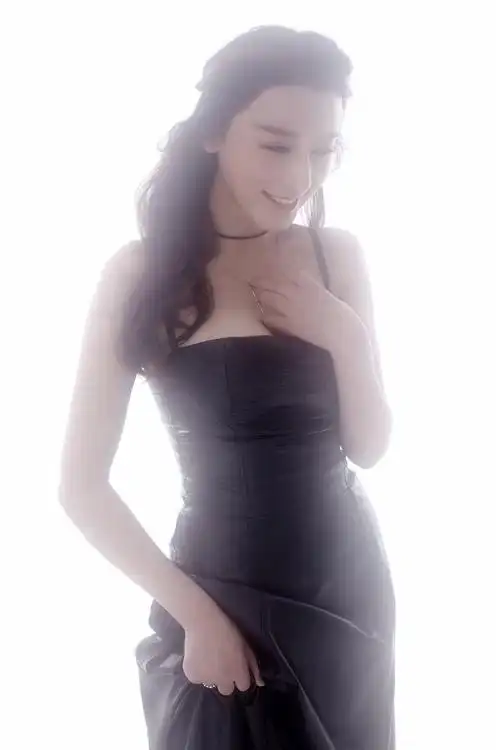 女星侍宣如写真照被曝火辣身材性感爆表