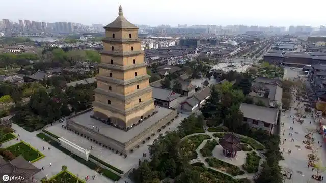 这个季节去西安游玩看完大雁塔又去小雁塔