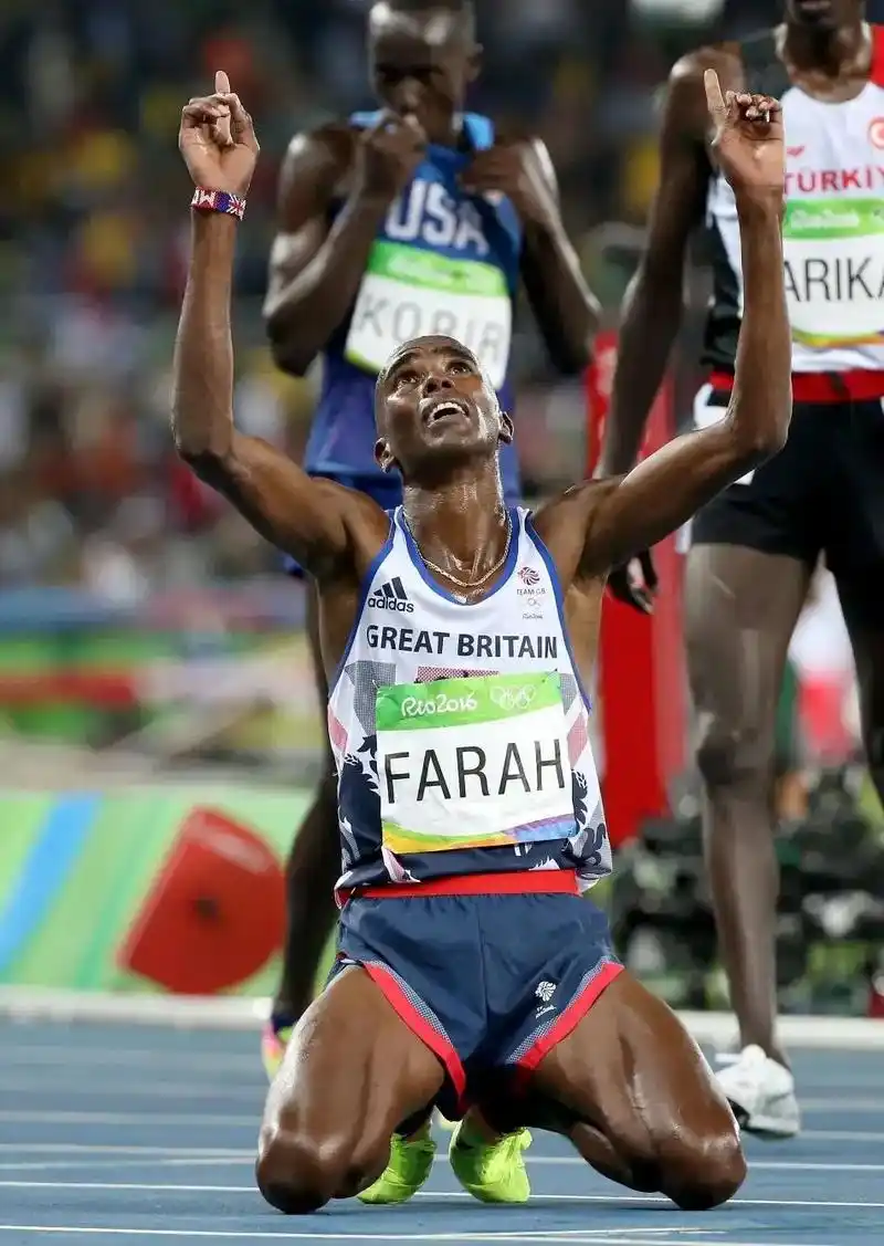 莫·法拉赫,原名侯赛因·阿布迪·卡辛.