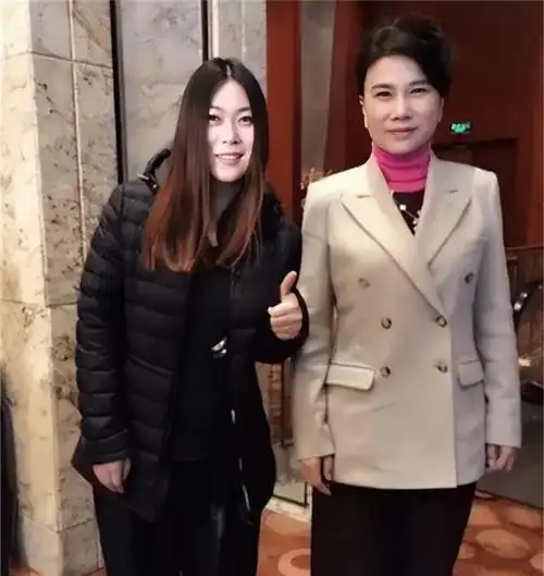 13岁辍学,发誓要做第二个董明珠,"西单女孩"任月丽做到了吗?