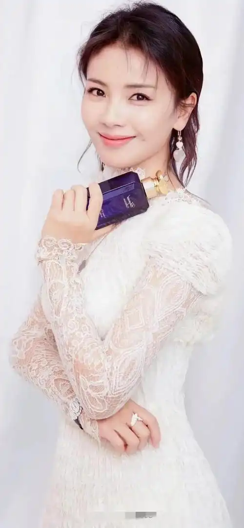 刘涛高清写真10_网易订阅