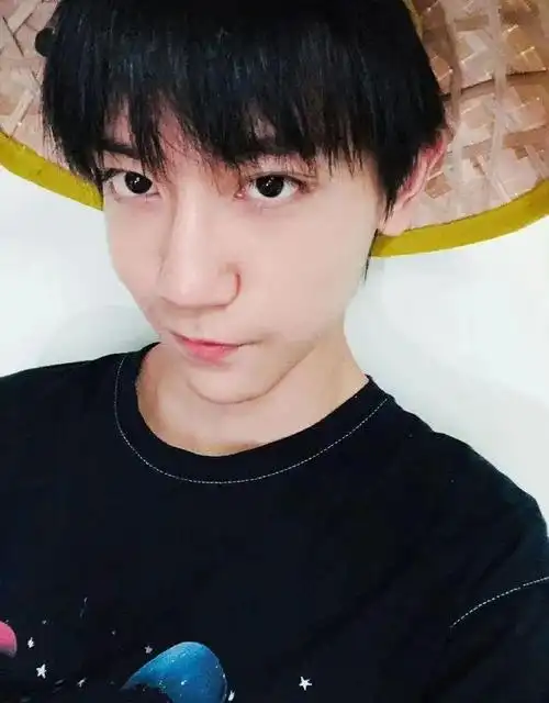 李天泽最后也真的推开了世界的门|遗憾|贝贝|潇潇|晋朝|诗人|马嘉祺