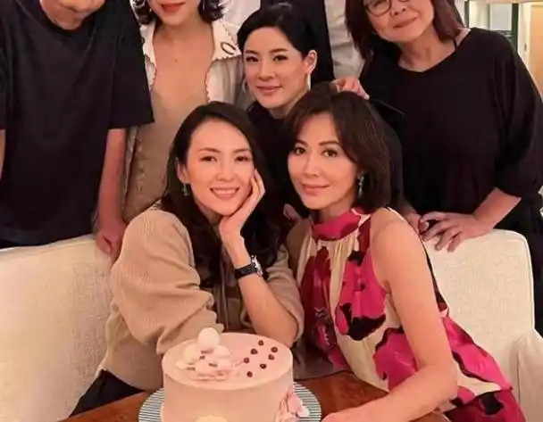 章子怡,刘嘉玲同框,颜值爆表!"_美貌_生活_才华