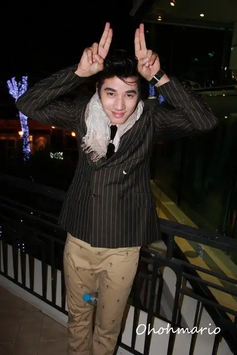 p>马里奥·毛瑞尔(mario),1988年12月4日出生于泰国曼谷,中德混血