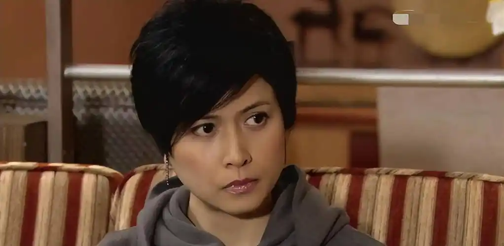 前tvb花旦邵美琪近照曝光,状态超好脸部线条紧致_问题_气质_明星