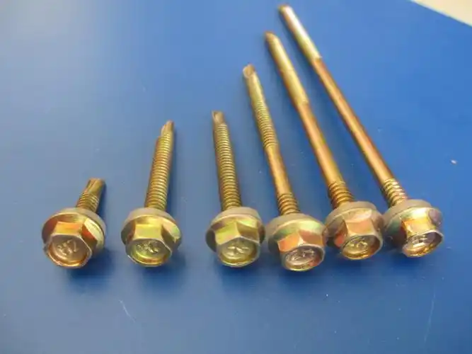 供应汇成六角钻尾5.5* 75 钢构房自攻螺丝 钻尾自钻螺钉