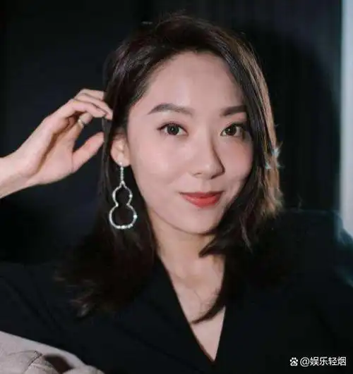 鄂靖文一部新喜剧之王被周星驰捧红后又消失悄声匿迹