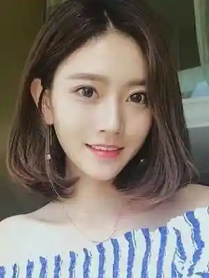 梨花烫短发发型清纯甜美气质十足