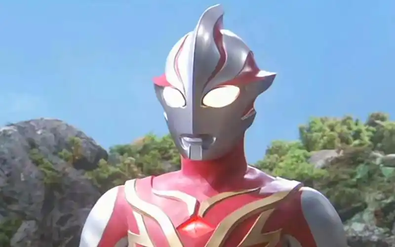 梦比优斯奥特曼炽热勇气形态首战