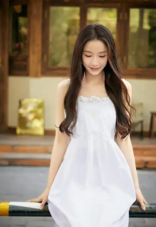 张楠夏日写真唯一纯白的茉莉花清纯系天花板