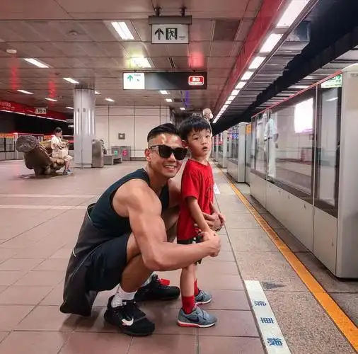 黑人陈建州上脚最频繁的球鞋!这双爆款联名你可能还可以原价入手!