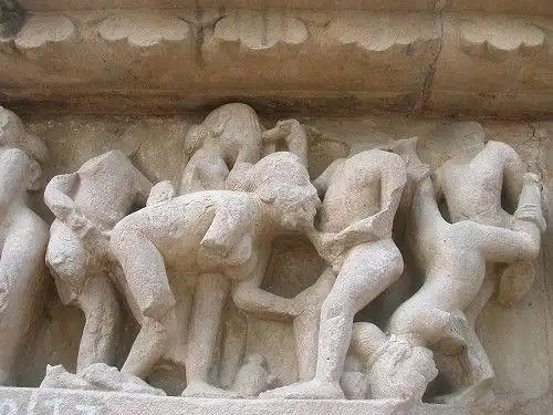窥看印度情欲雕刻性庙群卡修拉荷khajuraho