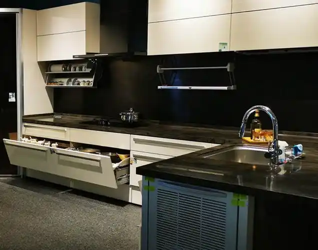 价格便宜定制石岛预制白色花岗岩厨房台面