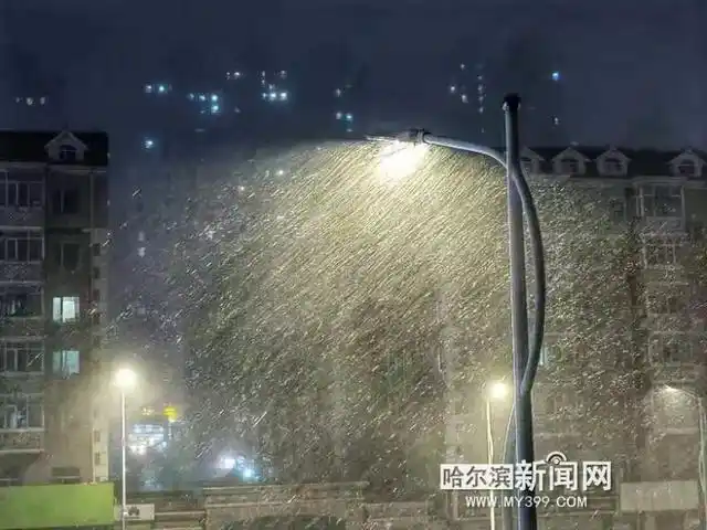 10级狂风大暴雨昨晚那样轰轰烈烈的天气还要重现