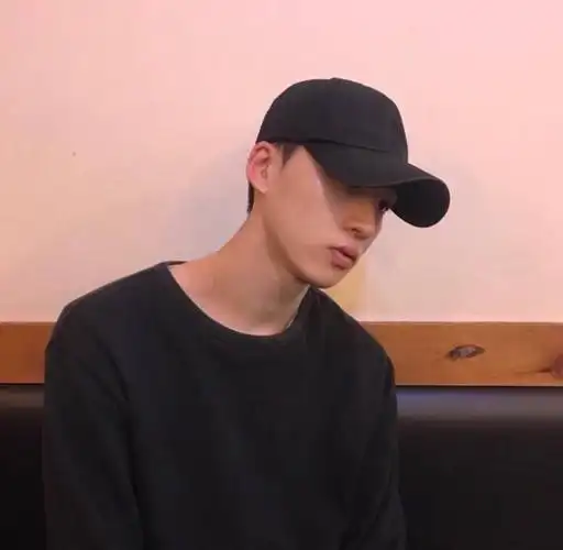 小鲜肉帅哥侧颜头像图片男生头像图片