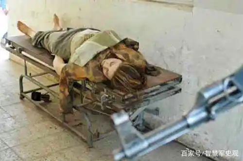 在海外战场阵亡的美国女兵照本该有灿烂的生活却在战火中死去