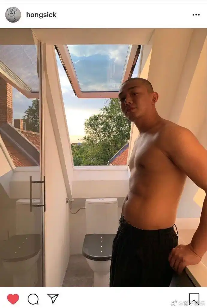 娱乐橘闻#【#刘亚仁胖了#】曾出演过《成均绯闻馆》的刘亚仁在ins晒