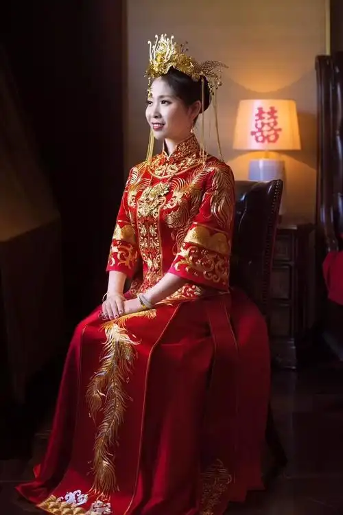 设计讲究 经验丰富的中式礼服店,适合新娘&妈妈一起逛|小蓝书