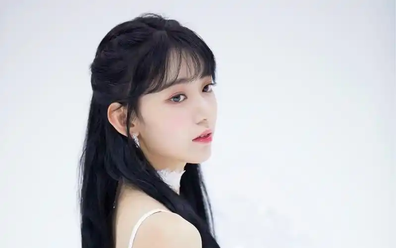 izone 正规一辑物料 宮脇咲良cut 合辑