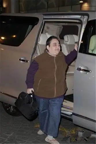 赌王最丑女儿何超雄:见证过至亲悲惨下场,才懂得低调才是保护色