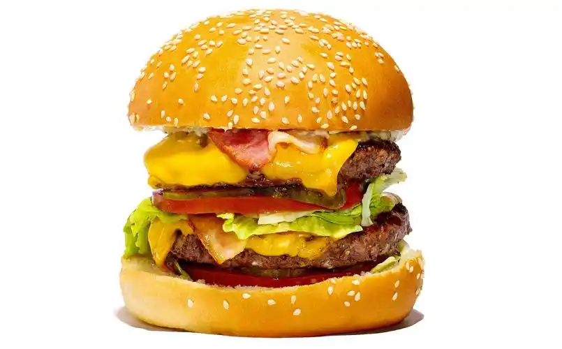 双重奏牛肉汉堡在五花肉馅里拌入奶油,蔓越莓,牛奶泡软的白面包,红椒