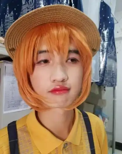 丑变美胖变瘦粗糙男人变女人,在这个女人手下全都不是问题