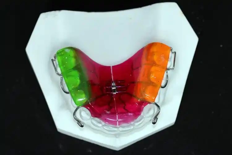 口内前牵引器(不含扩弓器)-矫治器-西安华冠用品有限公司|华冠用品|西