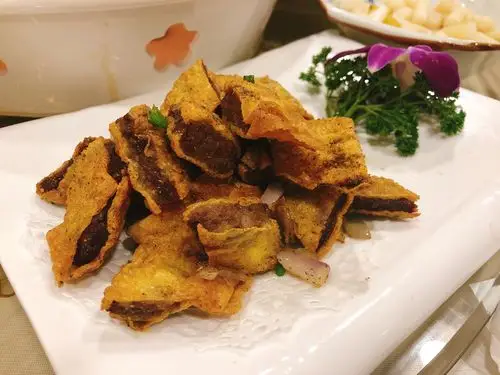 所以取了一个袈裟这个有意思的名字.