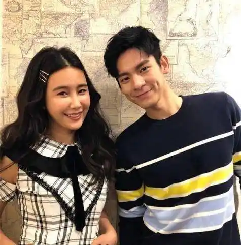 《花不弃》演员合照:林依晨林柏宏戏外撒糖,柳青芜差点没认出_和林_小