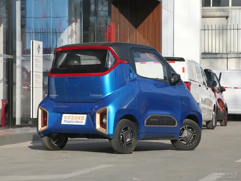 2020款宝骏e100e200上市售498万元起