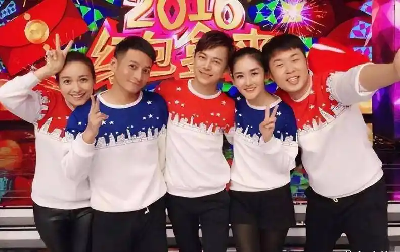 但在2021年,为了为观众呈现更好的节目,《快乐大本营》正式停更,划下