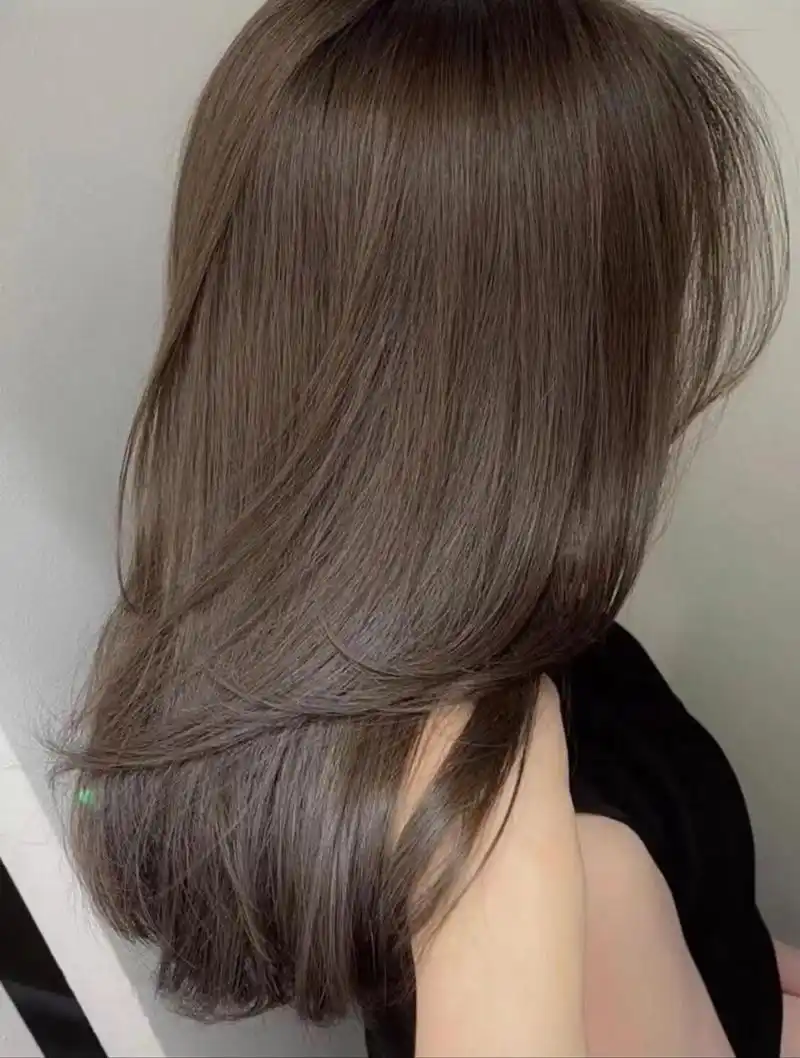 咖啡棕2022年流行新发色 咖啡棕,掉色慢 有质感耐看发色 摩根烫气垫烫