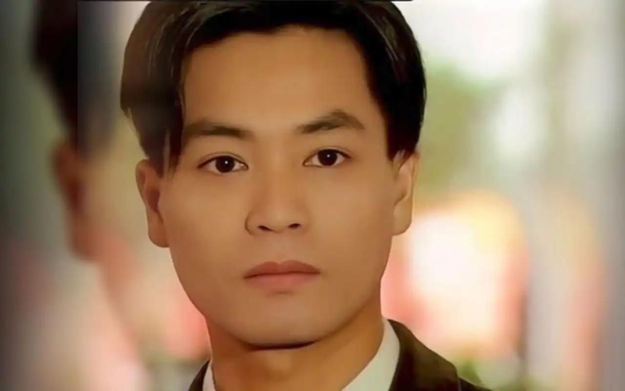 活动  潘朗清 笑看风云:一个拼命挣扎的奋斗青年,怎么就变成了魔鬼的