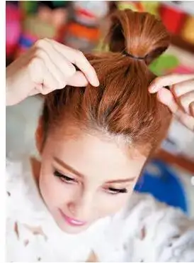 中短发发型扎法:5款简单好看优雅随性的中短发发型