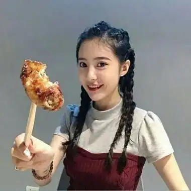 女生吃东西的头像图片高清女生吃东西的头像好看