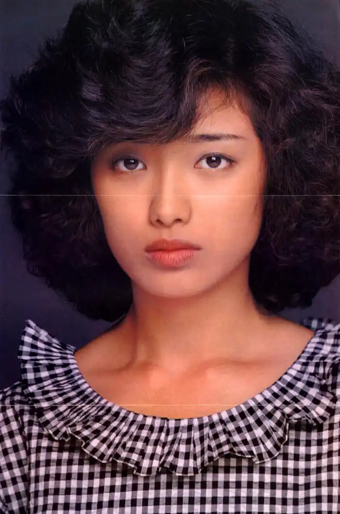 你更get山口百惠的魅力吗?早期她不只是大众还是很多明星的梦.